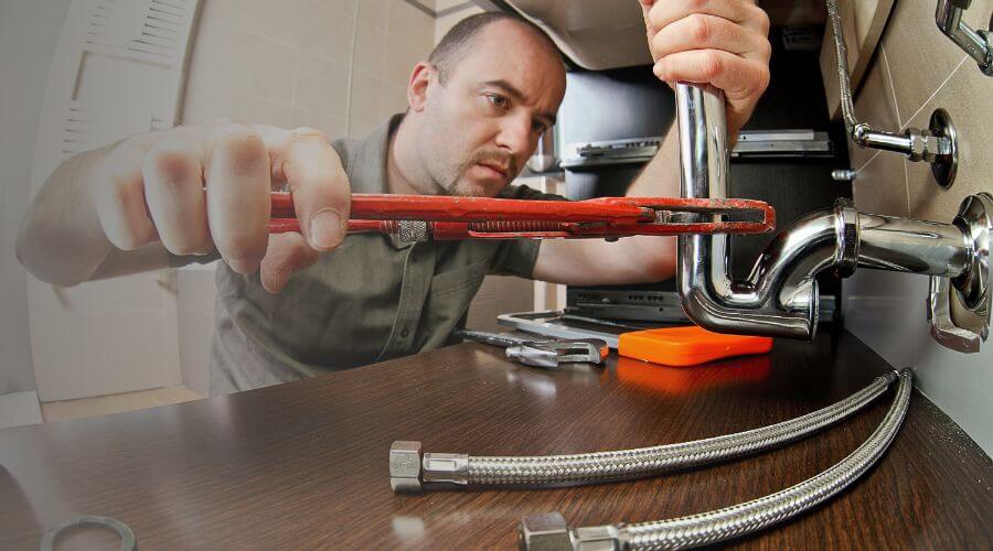 Professional expert plumbing services in Asherton, TX